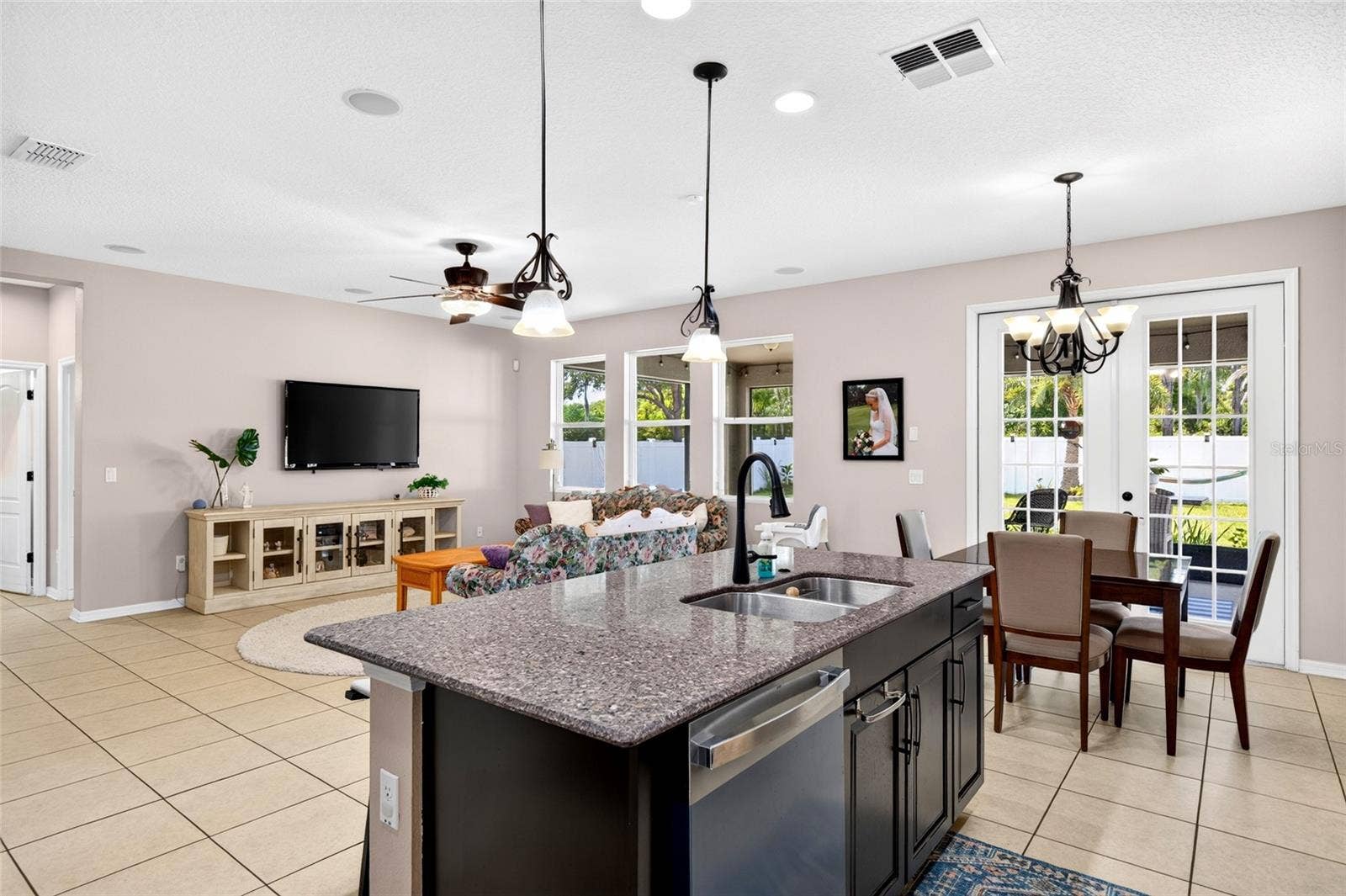 2586 PLUMADORE DRIVE, Grand Island, FL 32735 2586 PLUMADORE DRIVE, Grand Island, FL 32735