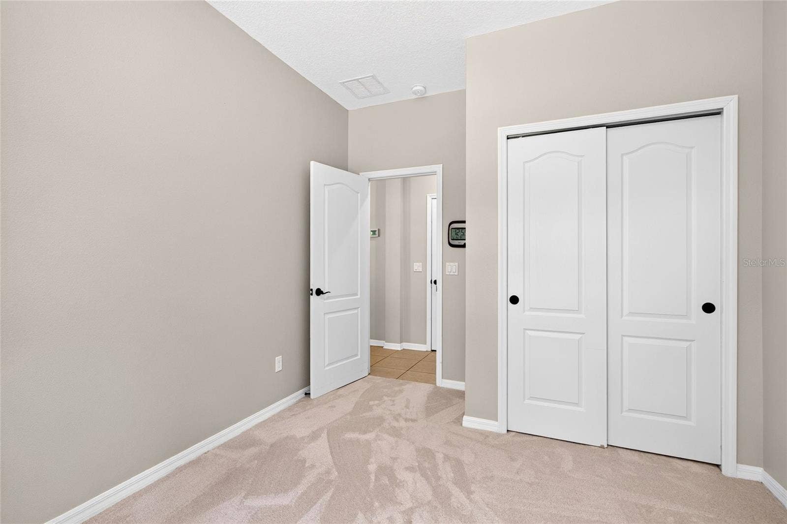 2586 PLUMADORE DRIVE, Grand Island, FL 32735 2586 PLUMADORE DRIVE, Grand Island, FL 32735