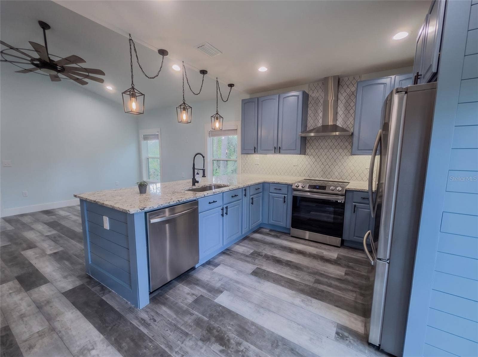 1752 9TH AVENUE, Deland, FL 32724