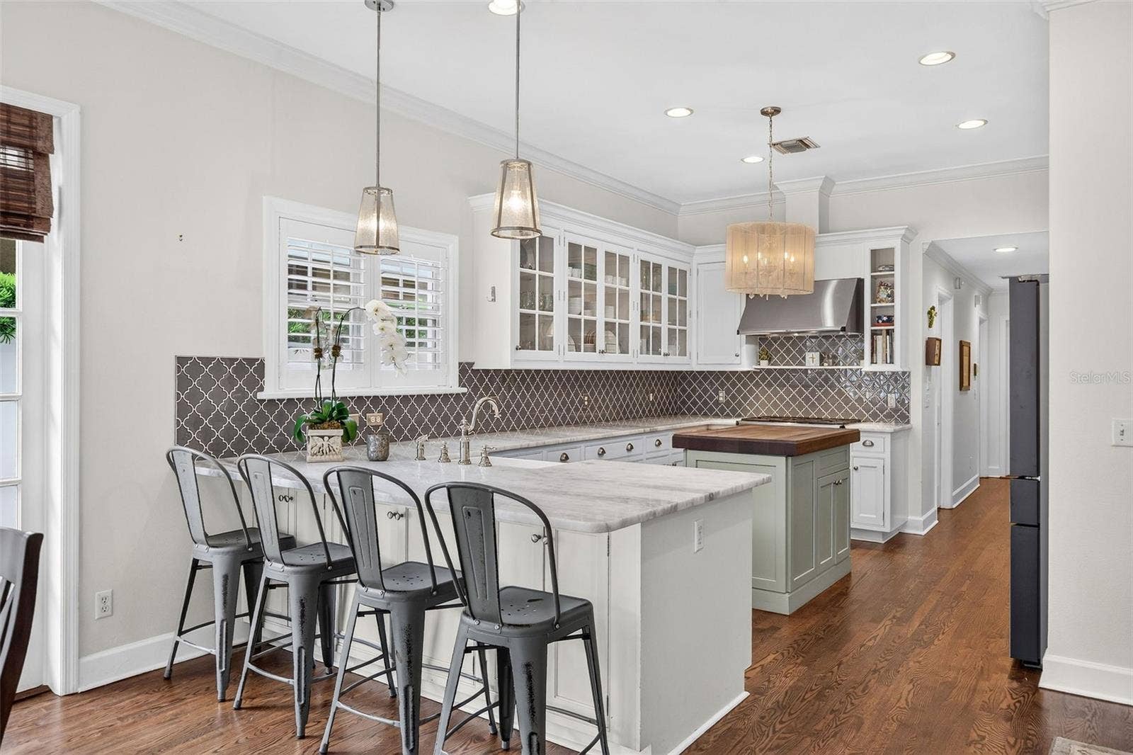 1230 NORWOOD PLACE, Orlando, FL 32804 Kitchen island