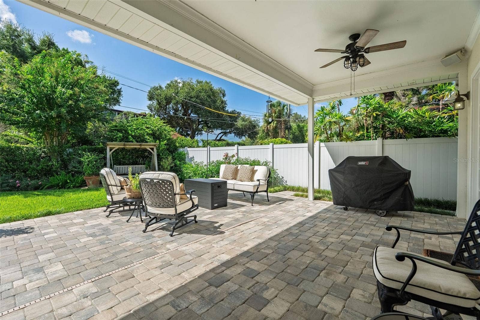 1230 NORWOOD PLACE, Orlando, FL 32804 Back patio