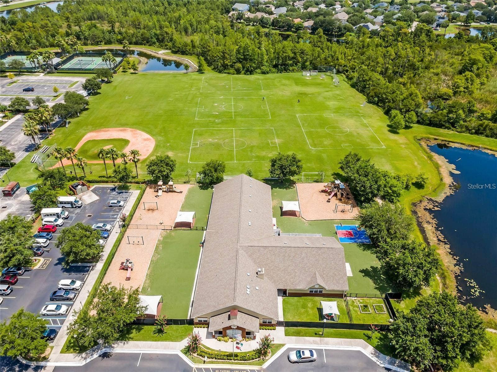 13356 PHOENIX DRIVE, Orlando, FL 32828 13356 PHOENIX DRIVE, Orlando, FL 32828