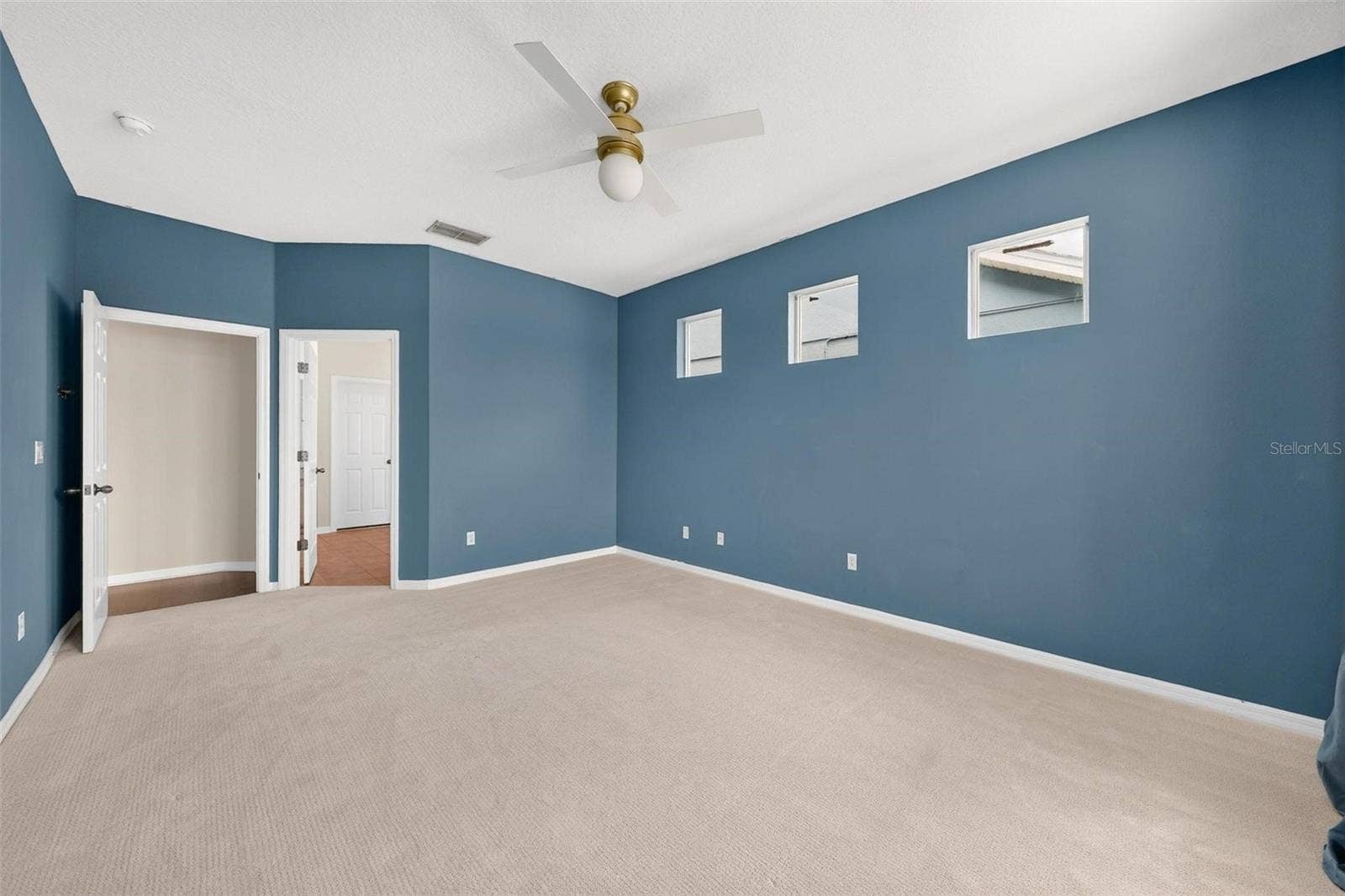13356 PHOENIX DRIVE, Orlando, FL 32828 13356 PHOENIX DRIVE, Orlando, FL 32828