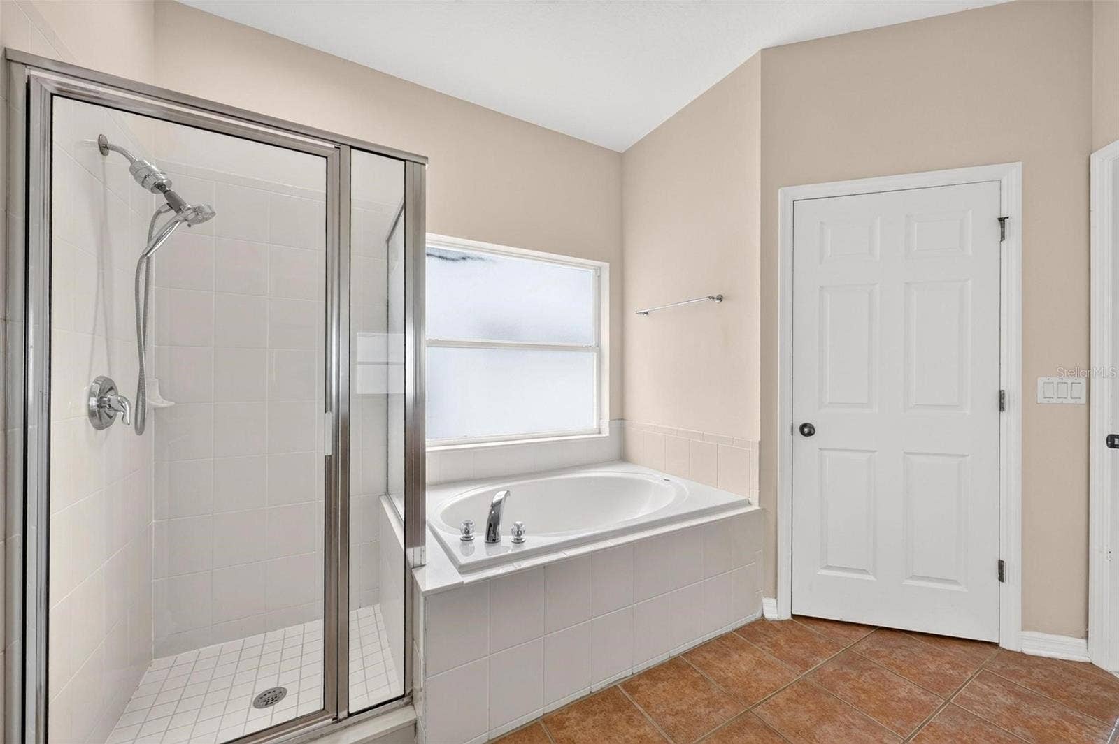 13356 PHOENIX DRIVE, Orlando, FL 32828 13356 PHOENIX DRIVE, Orlando, FL 32828