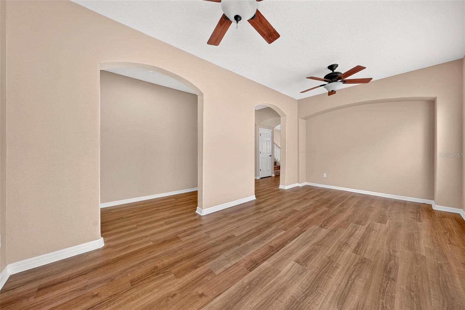 13356 PHOENIX DRIVE, Orlando, FL 32828 13356 PHOENIX DRIVE, Orlando, FL 32828