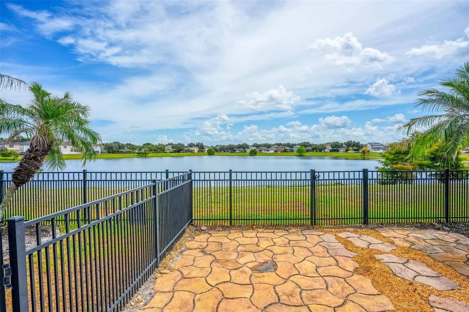 13356 PHOENIX DRIVE, Orlando, FL 32828 13356 PHOENIX DRIVE, Orlando, FL 32828