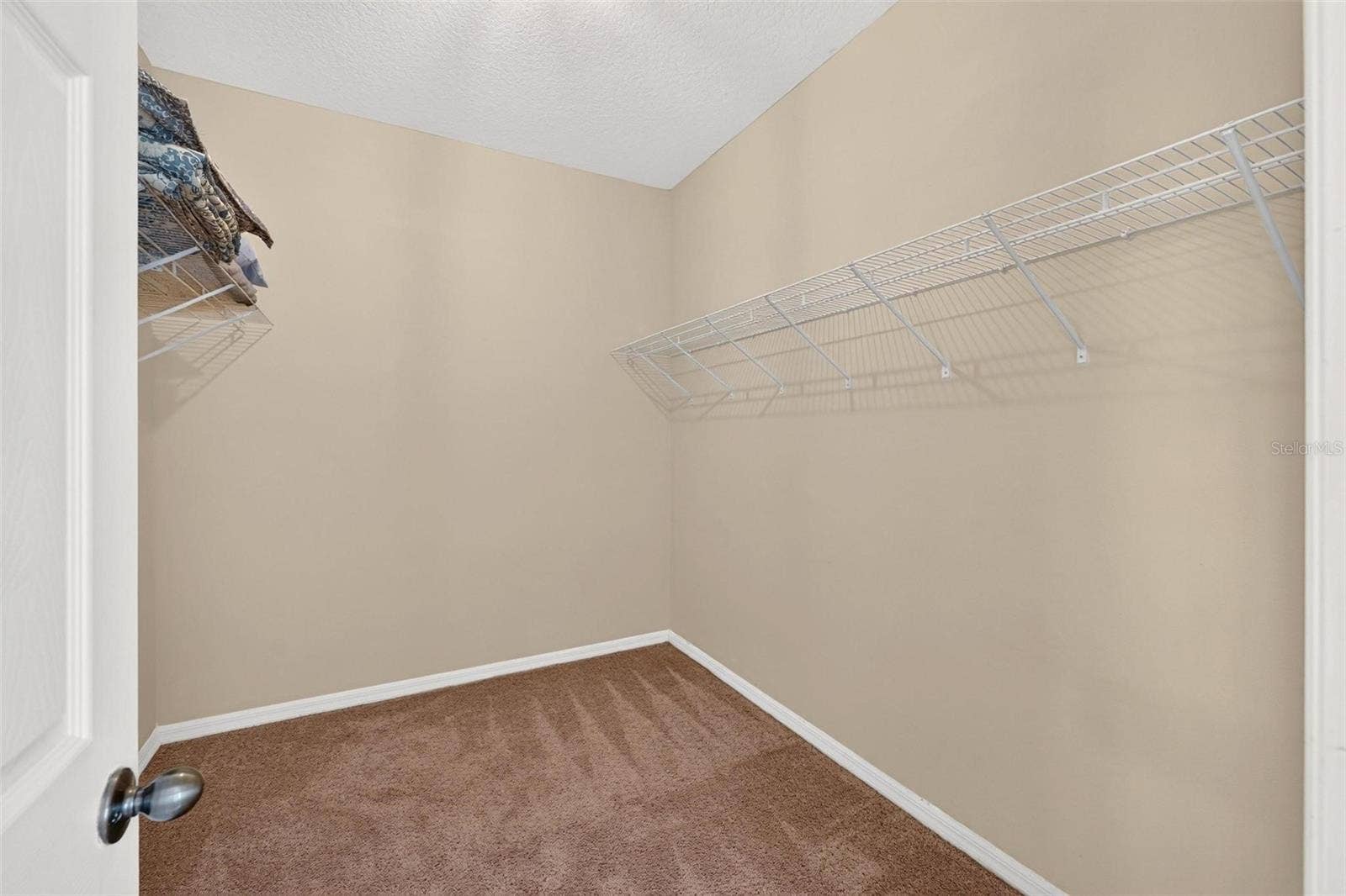 13356 PHOENIX DRIVE, Orlando, FL 32828 13356 PHOENIX DRIVE, Orlando, FL 32828