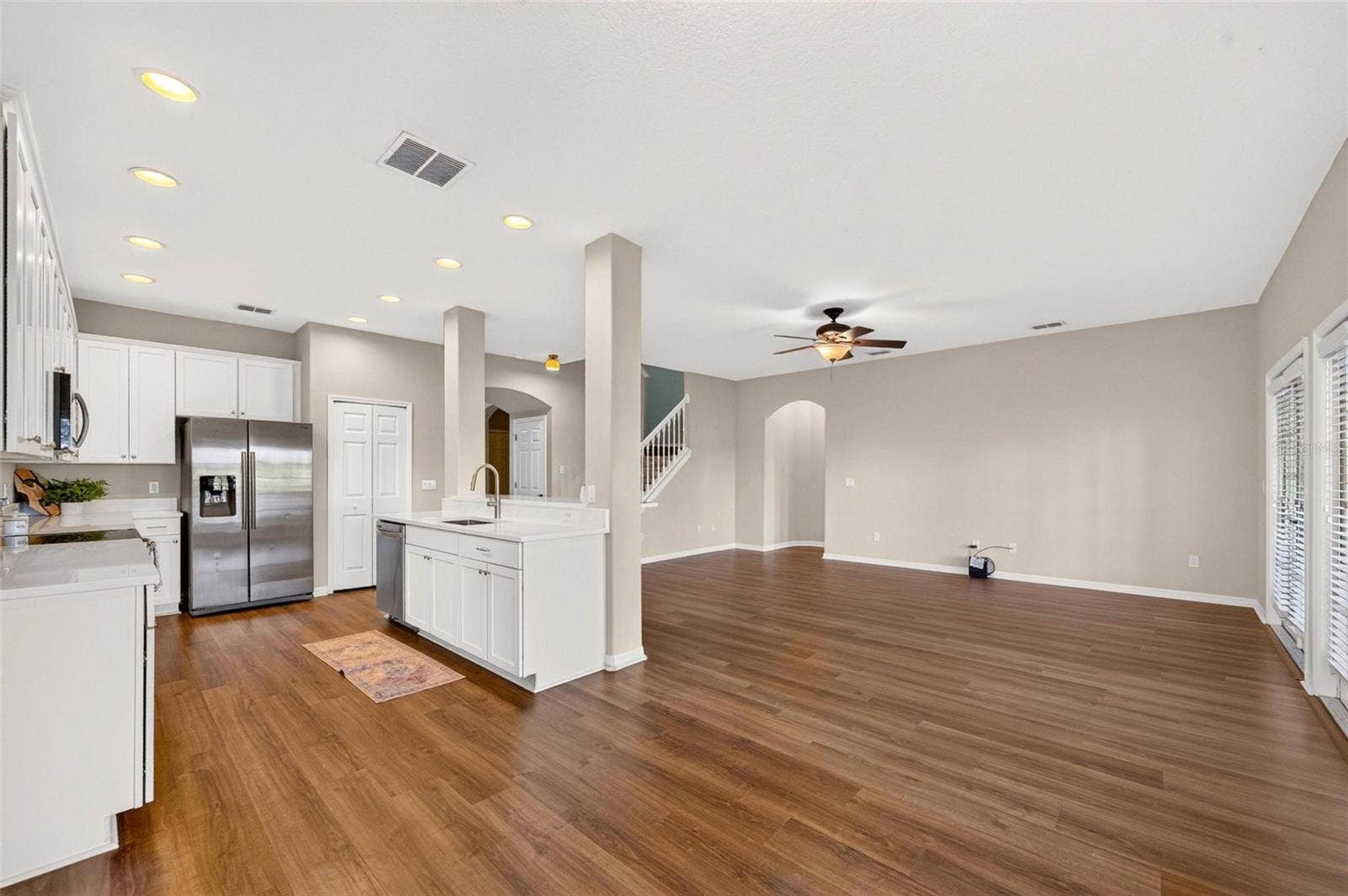 13356 PHOENIX DRIVE, Orlando, FL 32828 13356 PHOENIX DRIVE, Orlando, FL 32828