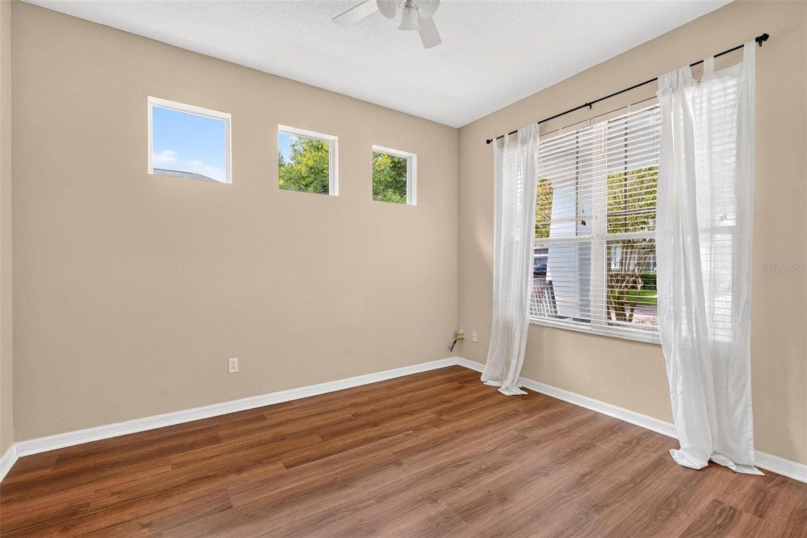 13356 PHOENIX DRIVE, Orlando, FL 32828 13356 PHOENIX DRIVE, Orlando, FL 32828