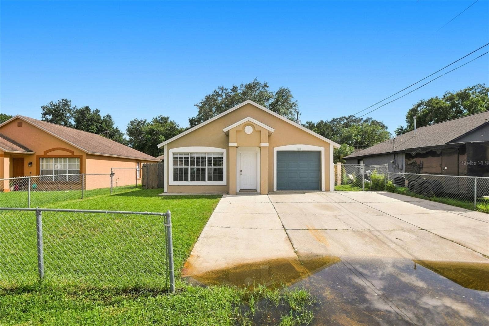 1616 27TH AVENUE E, Bradenton, FL 34208 1616 27TH AVENUE E, Bradenton, FL 34208