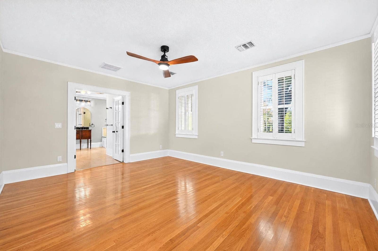128 WISTERIA AVENUE, Orlando, FL 32806 128 WISTERIA AVENUE, Orlando, FL 32806