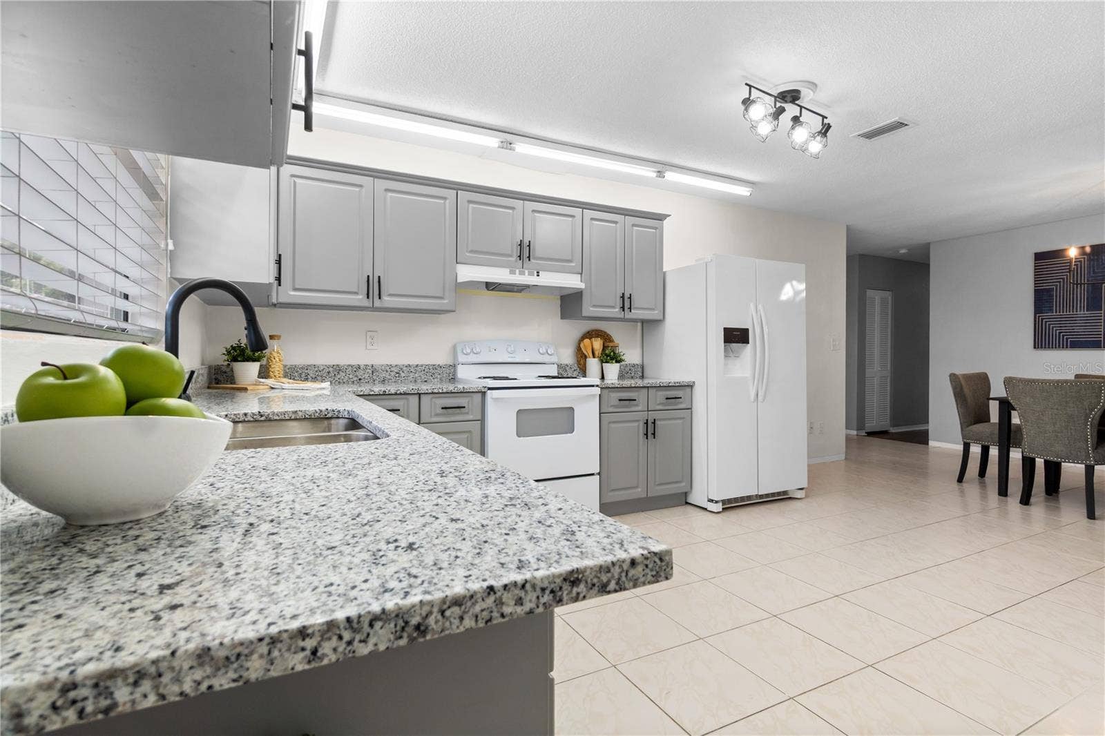 1481 DERBYSHIRE ROAD, Daytona Beach, FL 32117 1481 DERBYSHIRE ROAD, Daytona Beach, FL 32117