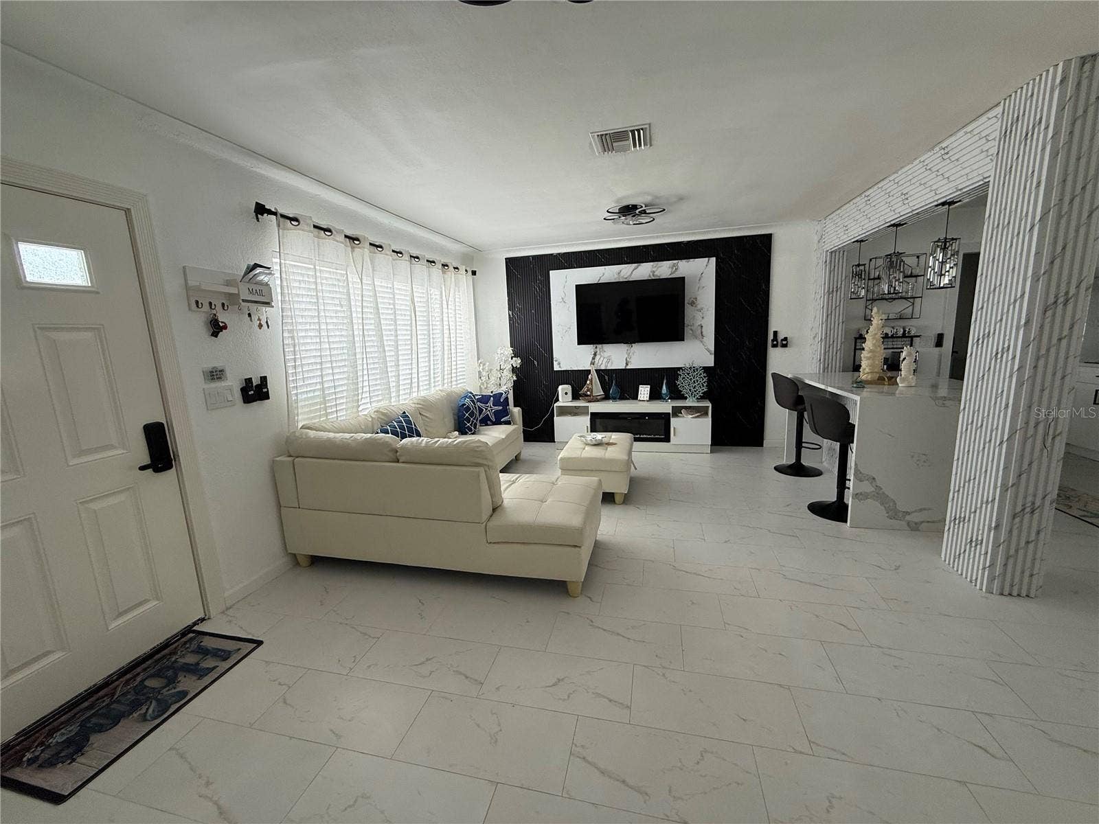 59 45TH AVENUE, St Pete Beach, FL 33706 59 45TH AVENUE, St Pete Beach, FL 33706