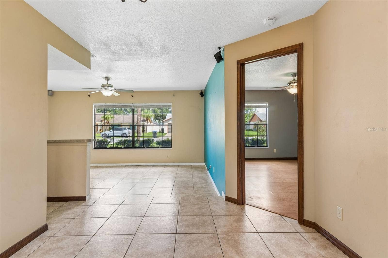 2402 WOODWAY DRIVE, Orlando, FL 32837 2402 WOODWAY DRIVE, Orlando, FL 32837