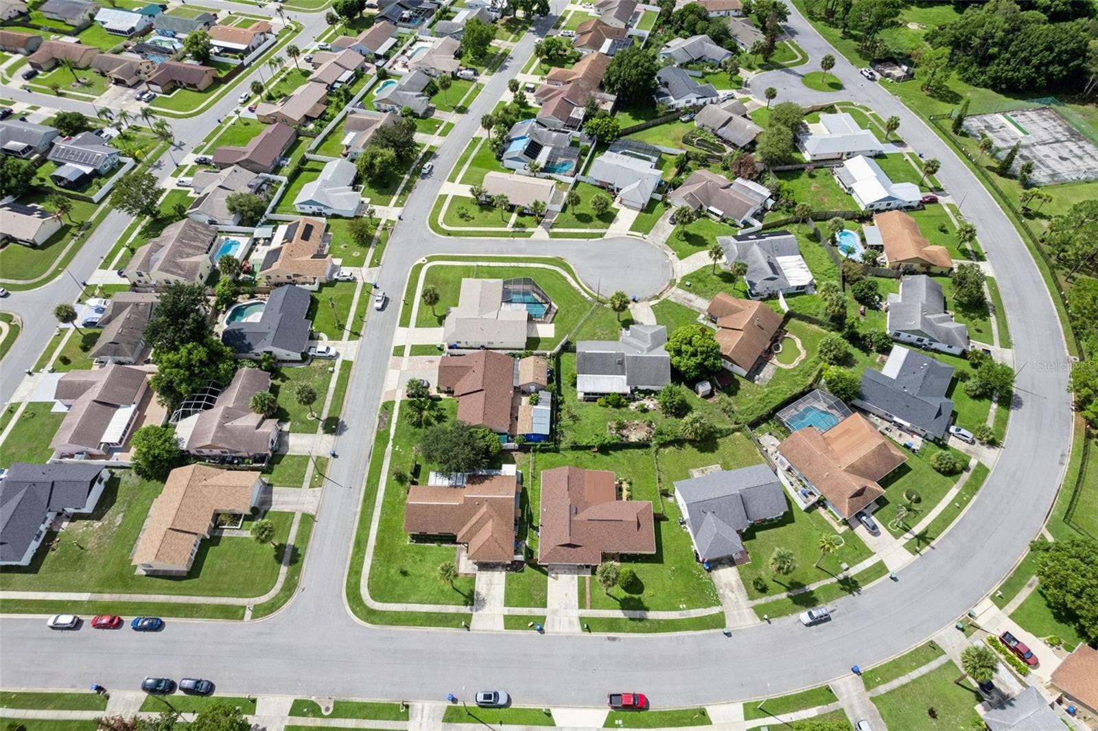 2402 WOODWAY DRIVE, Orlando, FL 32837 2402 WOODWAY DRIVE, Orlando, FL 32837