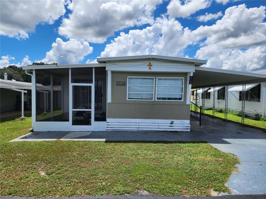 Property photo for Zephyrhills, FL