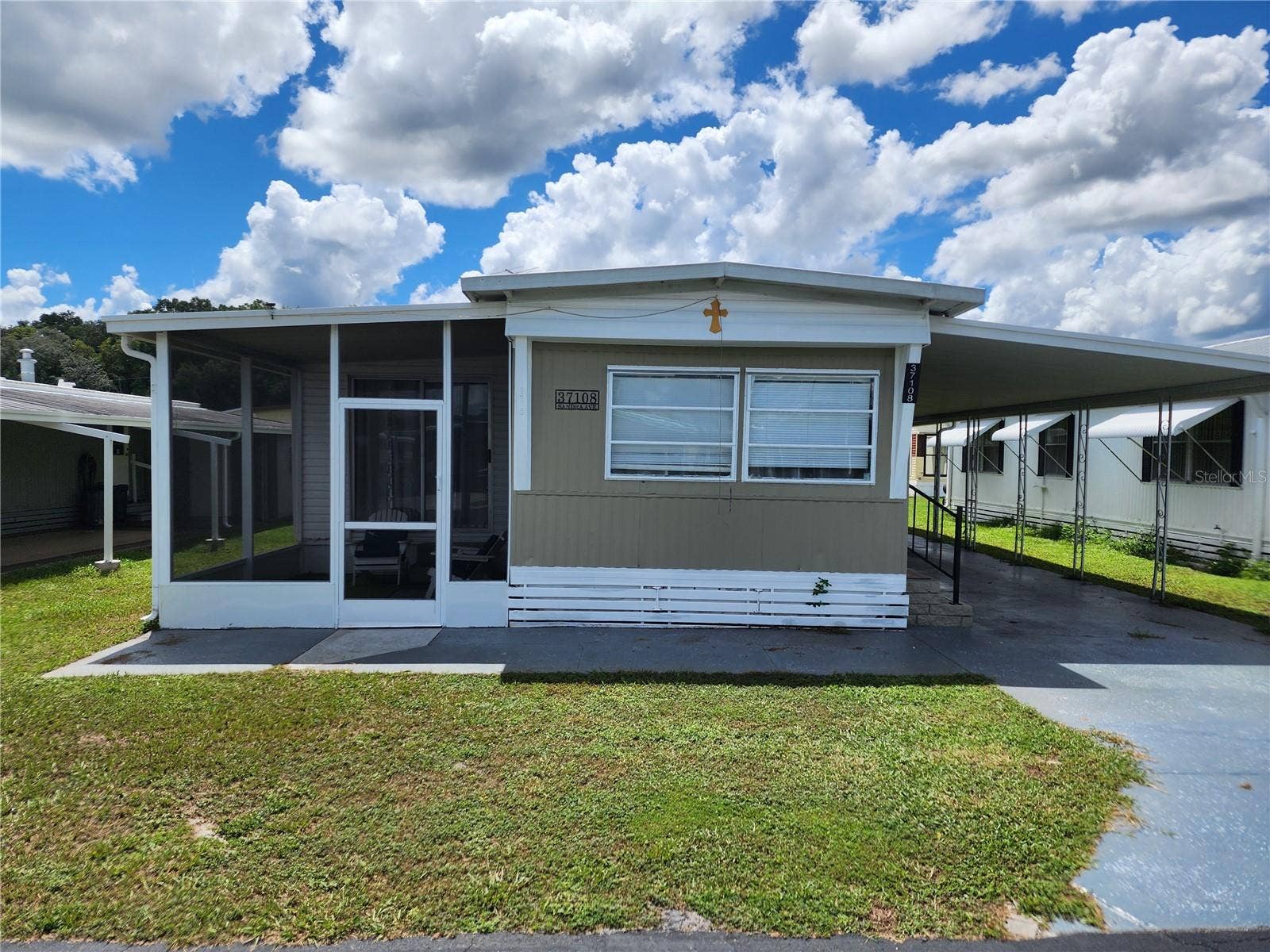 Zephyrhills, FL 33542 Zephyrhills, FL 33542