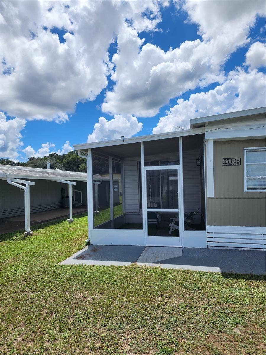Zephyrhills, FL 33542 Zephyrhills, FL 33542
