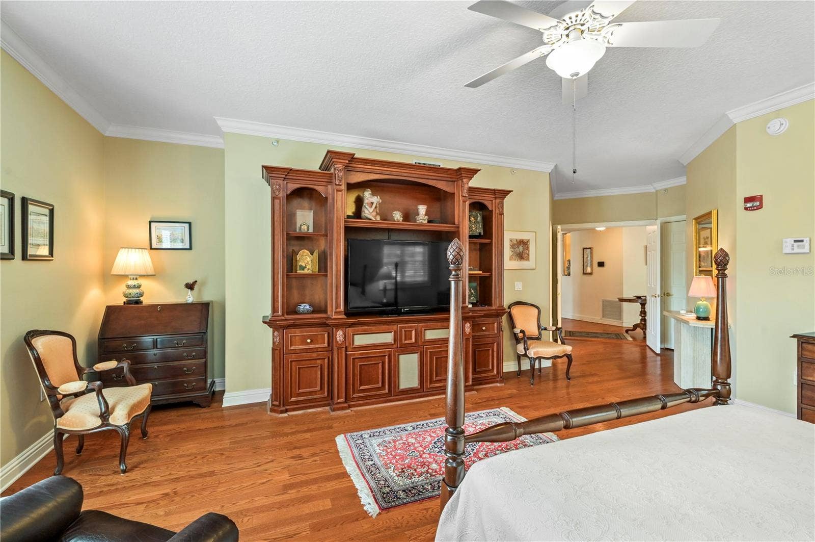 200 S INTERLACHEN AVENUE, #350, Winter Park, FL 32789 200 S INTERLACHEN AVENUE, #350, Winter Park, FL 32789