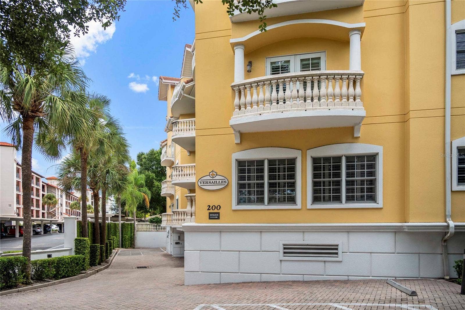 200 S INTERLACHEN AVENUE, #350, Winter Park, FL 32789 200 S INTERLACHEN AVENUE, #350, Winter Park, FL 32789