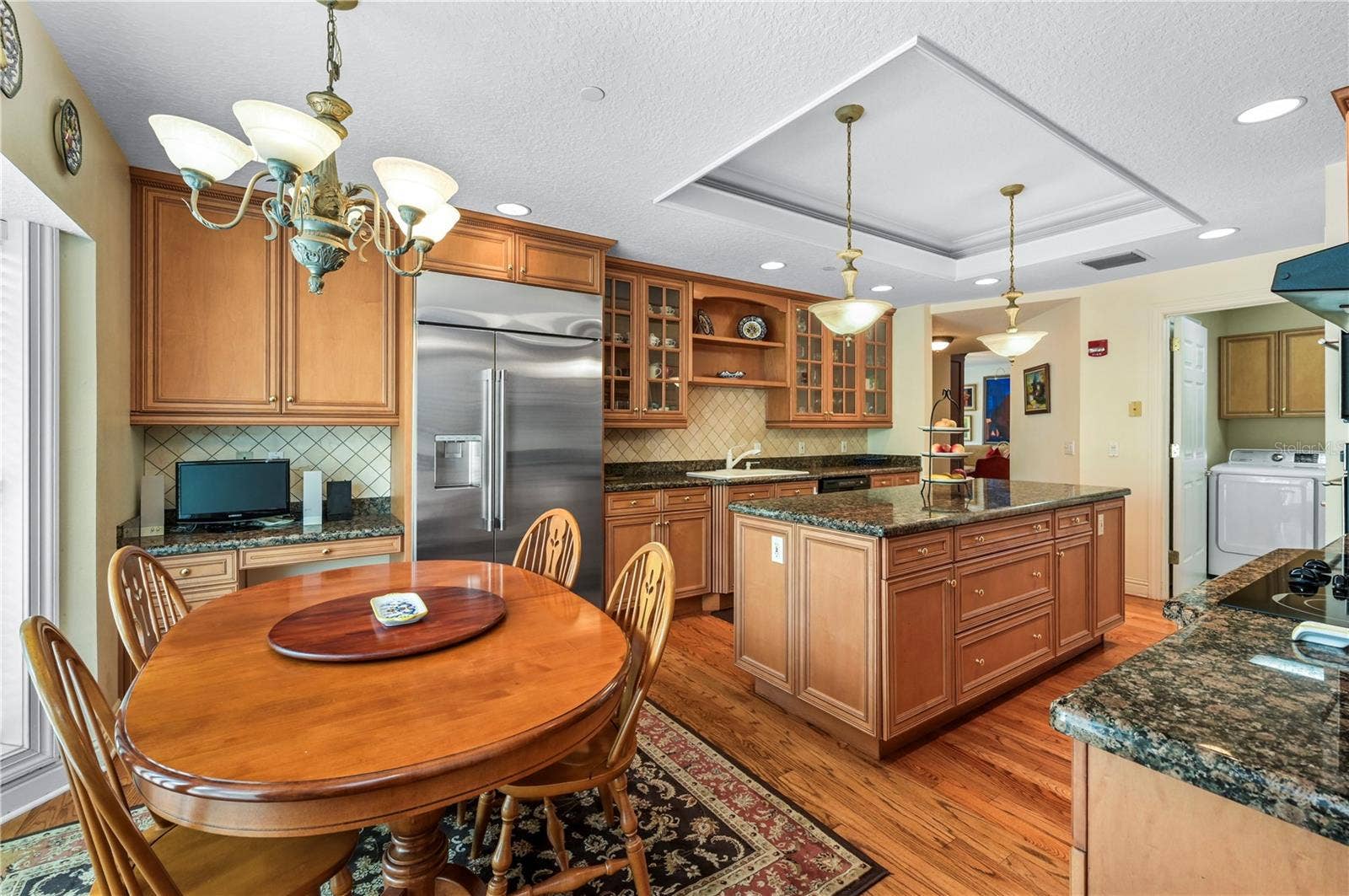 200 S INTERLACHEN AVENUE, #350, Winter Park, FL 32789 200 S INTERLACHEN AVENUE, #350, Winter Park, FL 32789