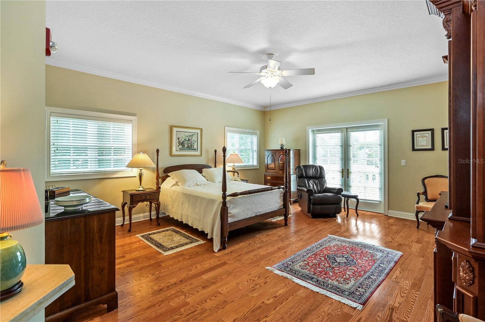 200 S INTERLACHEN AVENUE, #350, Winter Park, FL 32789 200 S INTERLACHEN AVENUE, #350, Winter Park, FL 32789