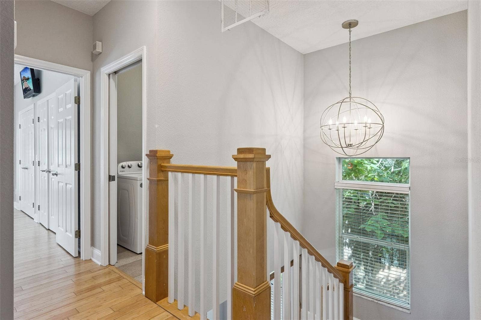 2516 E CHURCH STREET, Orlando, FL 32803 Light and bright modern living.