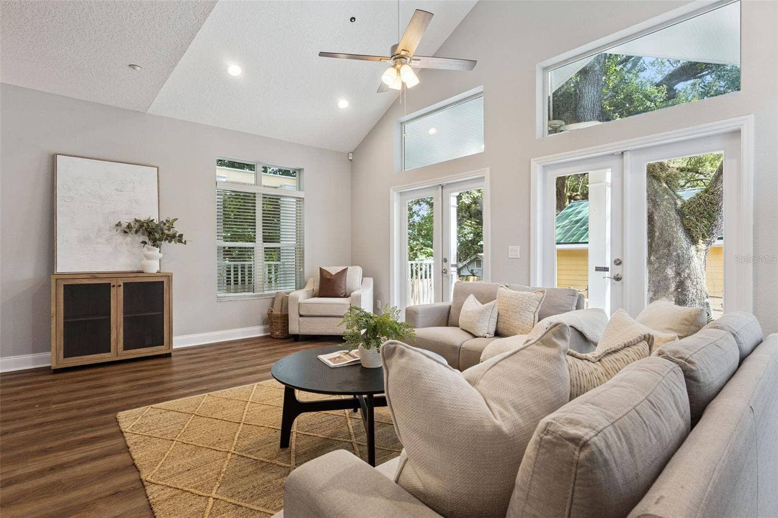 2516 E CHURCH STREET, Orlando, FL 32803 Living Area.