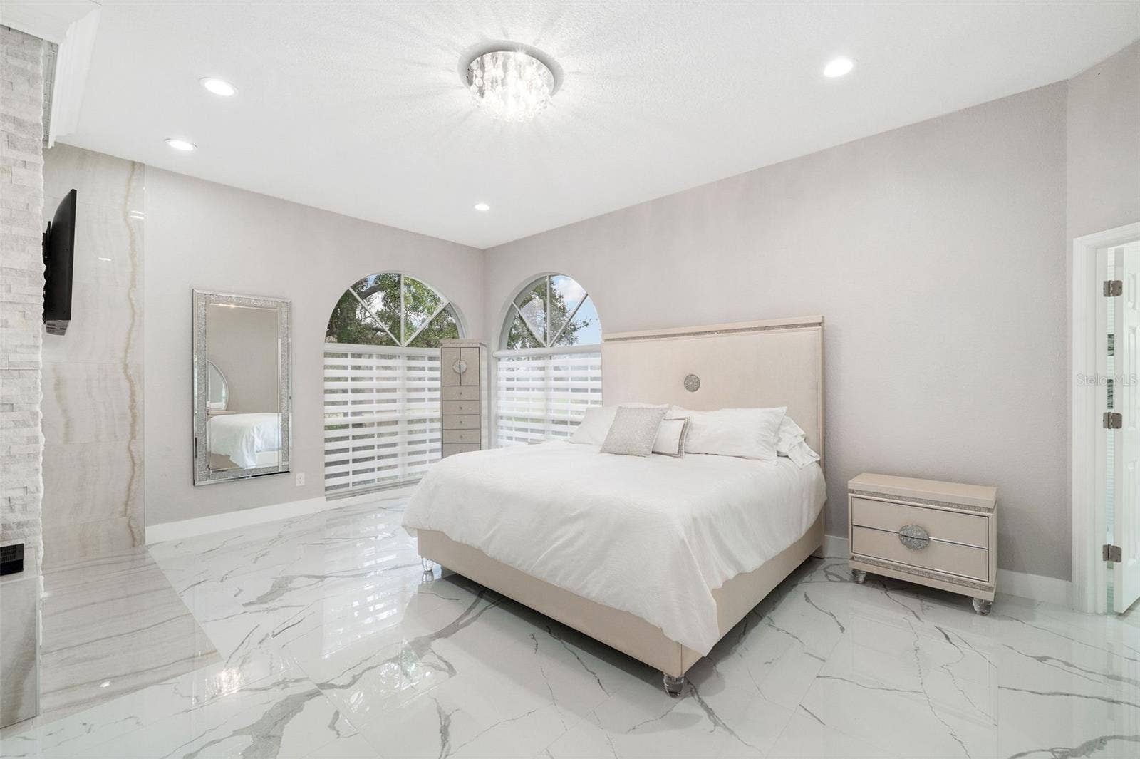 5050 ISLEWORTH COUNTRY CLUB DRIVE, Windermere, FL 34786 Primary Suite