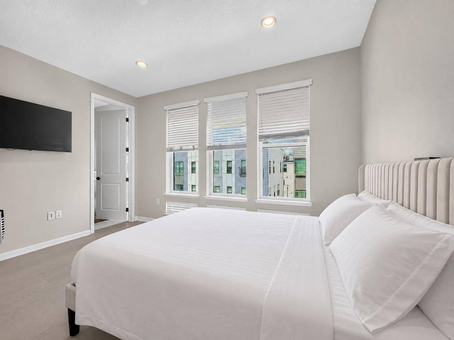 2154 WHITNEY MARSH ALLEY, Orlando, FL 32804 Primary Bedroom