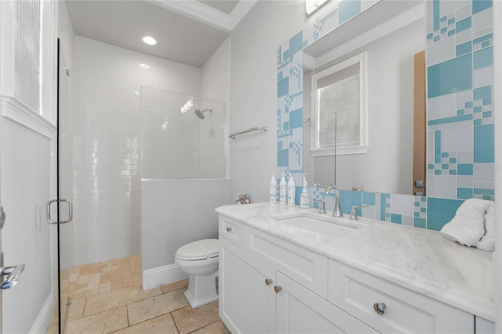 971 GOLDEN BEAR DRIVE, Reunion, FL 34747 Pool Bathroom