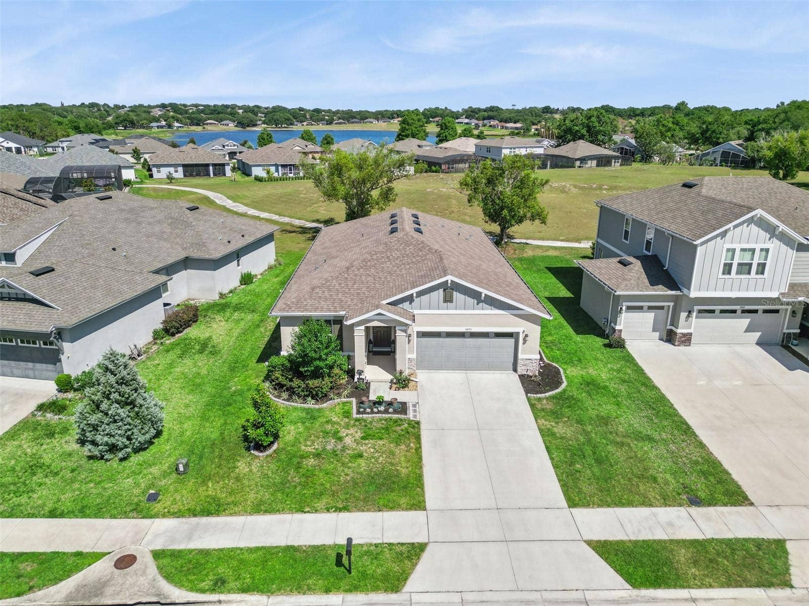 10053 SPRING LAKE DRIVE, Clermont, FL 34711 10053 SPRING LAKE DRIVE, Clermont, FL 34711