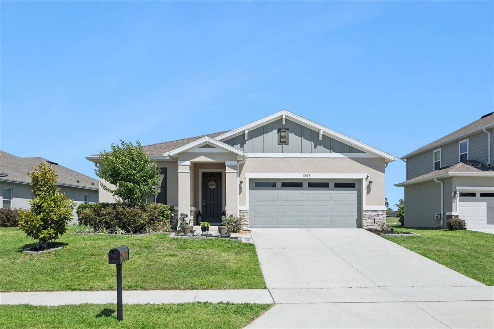 10053 SPRING LAKE DRIVE, Clermont, FL 34711 10053 SPRING LAKE DRIVE, Clermont, FL 34711