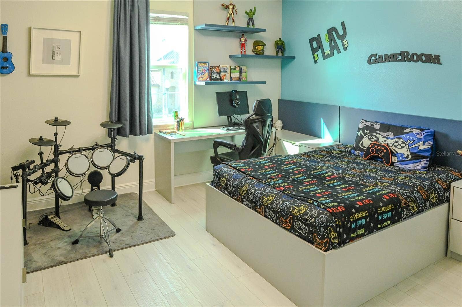8109 LUDINGTON CIRCLE, Orlando, FL 32836 8109 LUDINGTON CIRCLE, Orlando, FL 32836