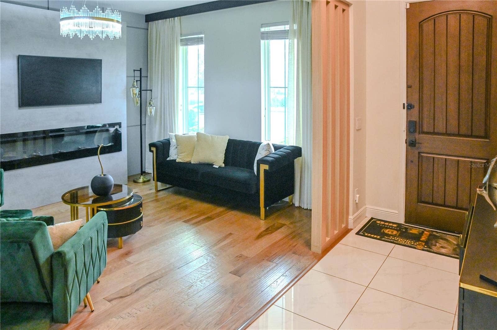 8109 LUDINGTON CIRCLE, Orlando, FL 32836 8109 LUDINGTON CIRCLE, Orlando, FL 32836