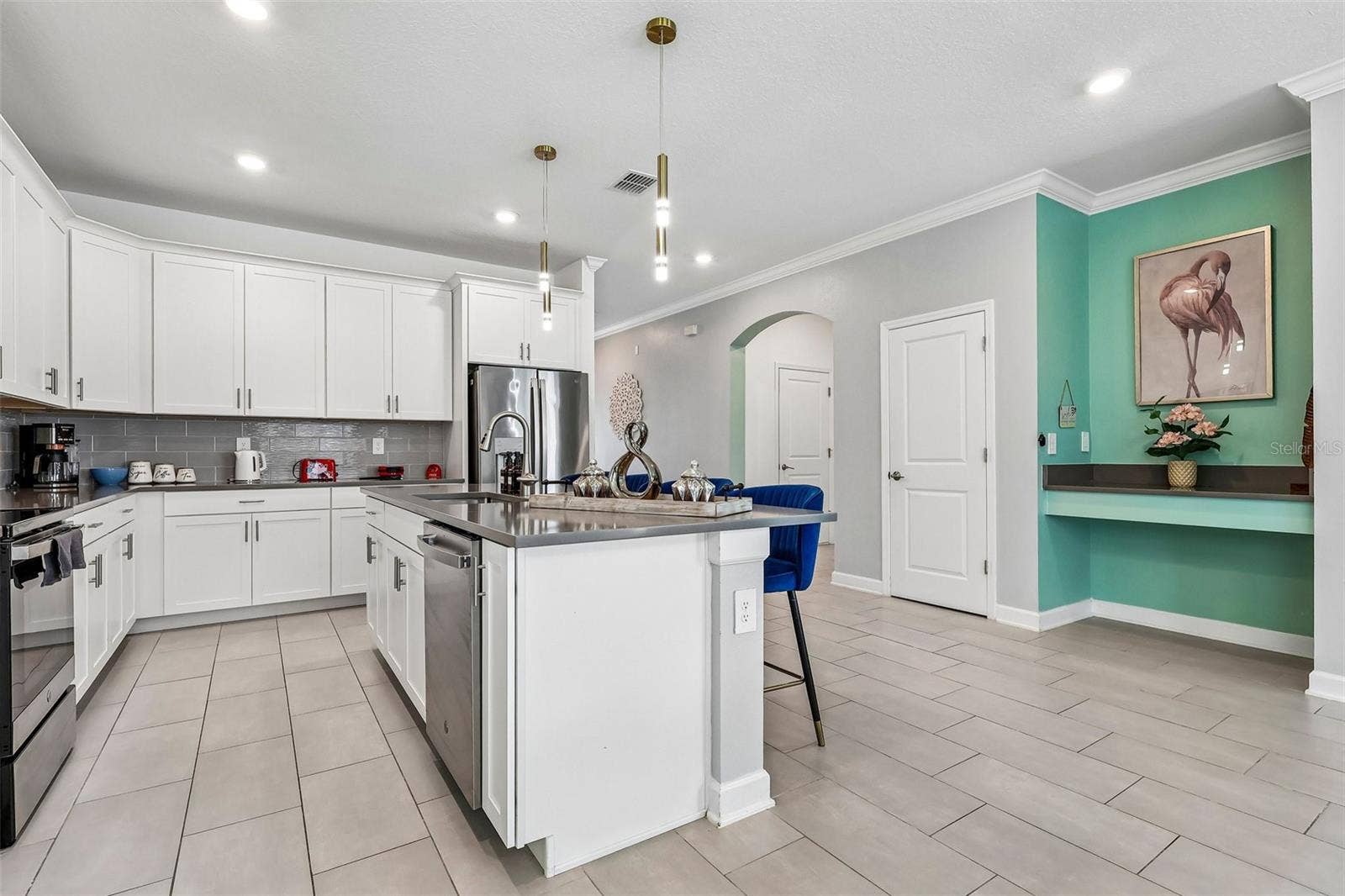 571 STICKS STREET, Davenport, FL 33896
