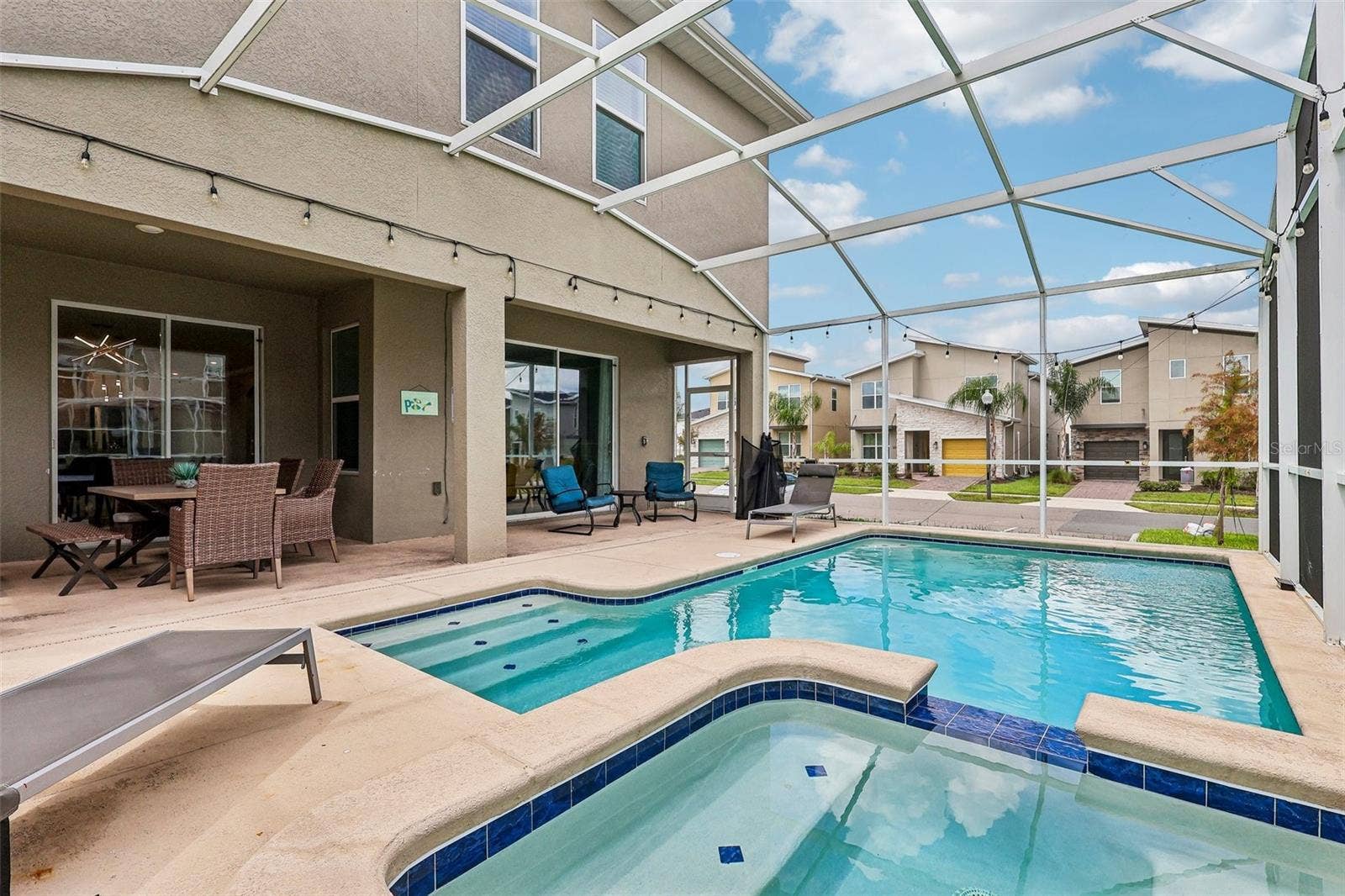 571 STICKS STREET, Davenport, FL 33896