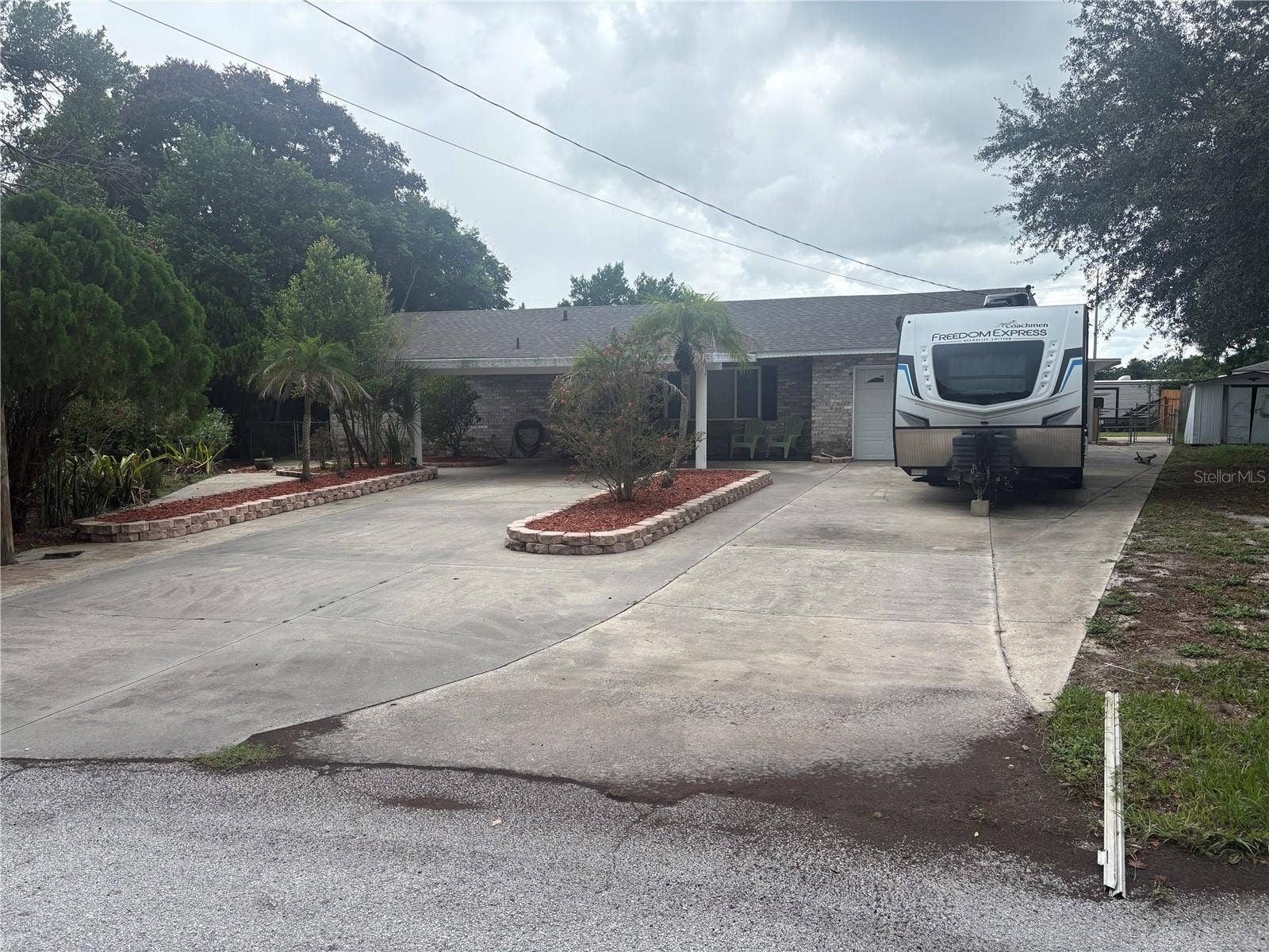 3690 DALE COURT, Mount Dora, FL 32757 3690 DALE COURT, Mount Dora, FL 32757