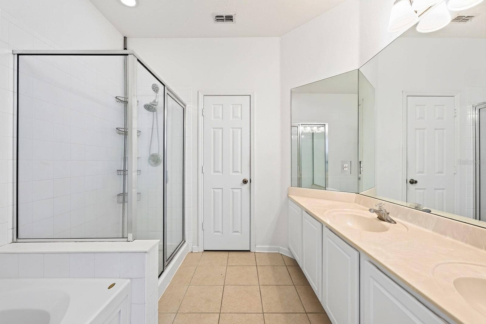 13424 HOPKINTON COURT, Windermere, FL 34786 Primary en-suite bath.