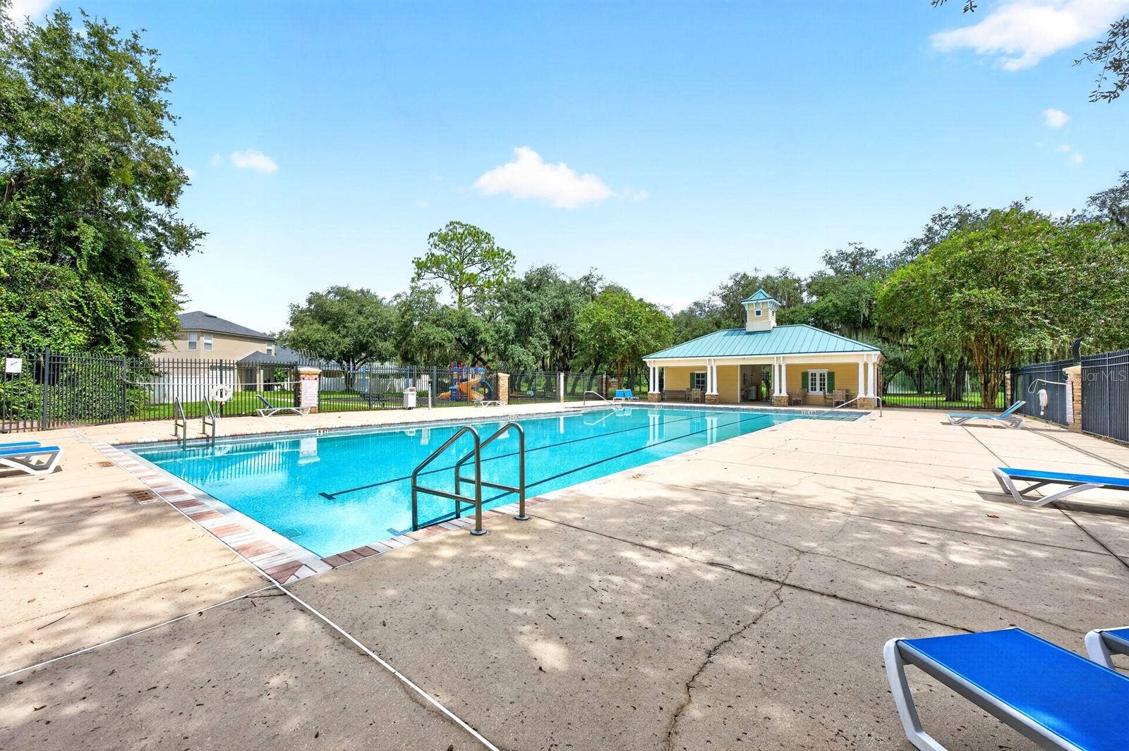 13424 HOPKINTON COURT, Windermere, FL 34786 Community Pool.