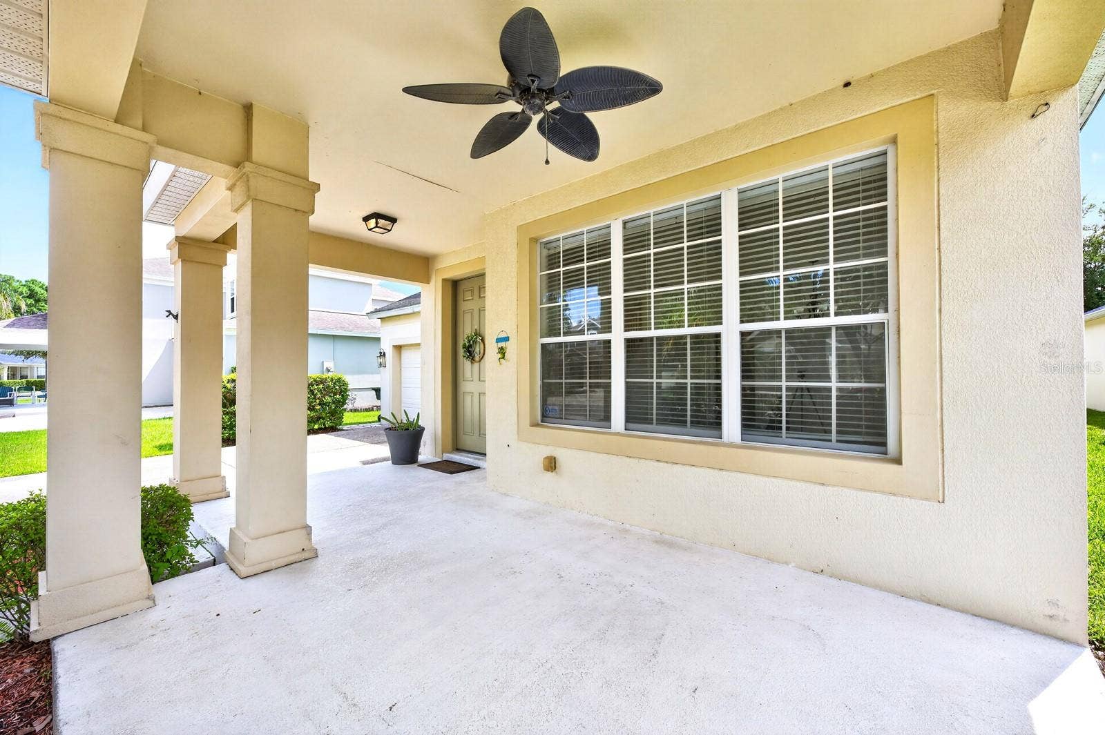13424 HOPKINTON COURT, Windermere, FL 34786 Large covered front porch.