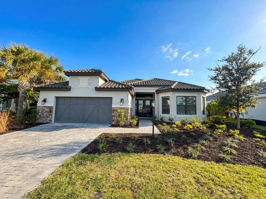 Property photo for 7716 MOONBEAM AVENUE, Sarasota, FL