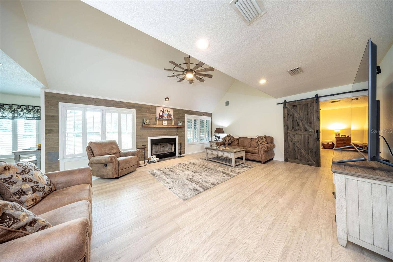 315 N ORANGE AVENUE, Sanford, FL 32771 315 N ORANGE AVENUE, Sanford, FL 32771