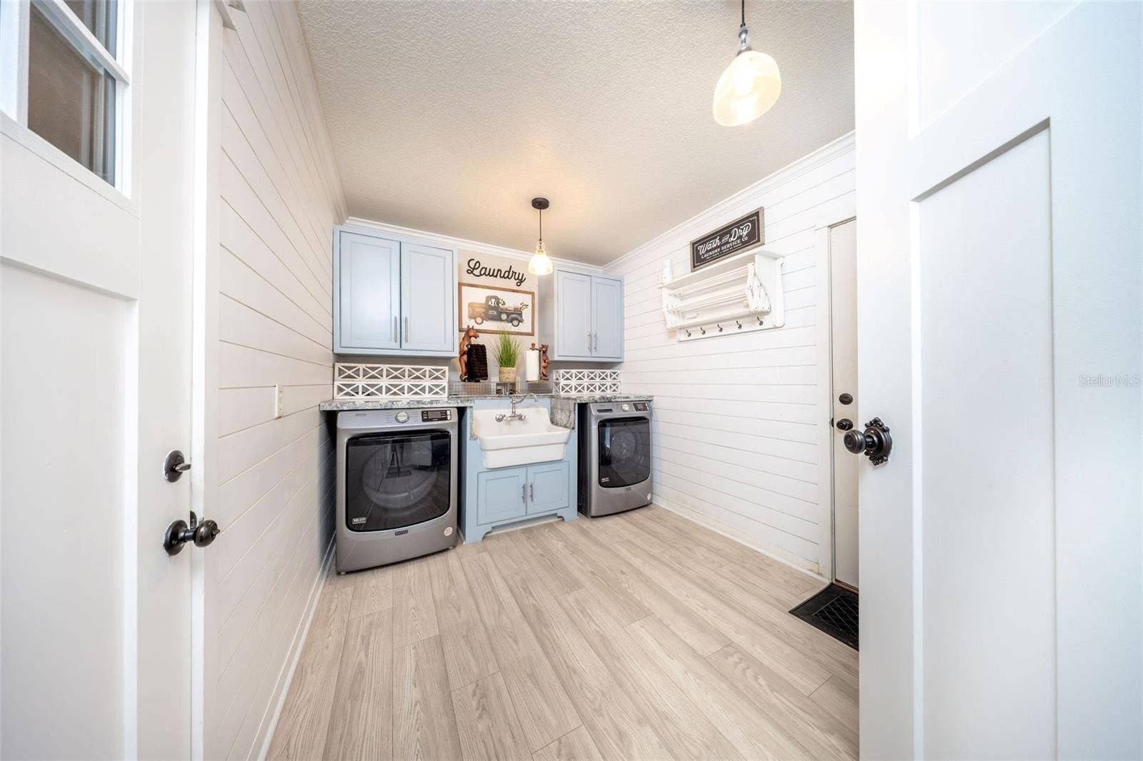 315 N ORANGE AVENUE, Sanford, FL 32771 315 N ORANGE AVENUE, Sanford, FL 32771