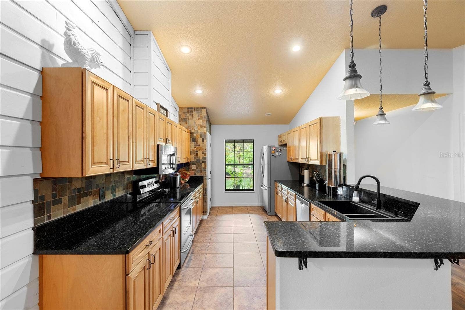 2016 LEWIS ROAD, Leesburg, FL 34748