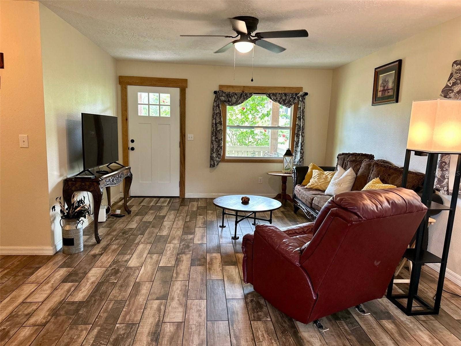2016 LEWIS ROAD, Leesburg, FL 34748