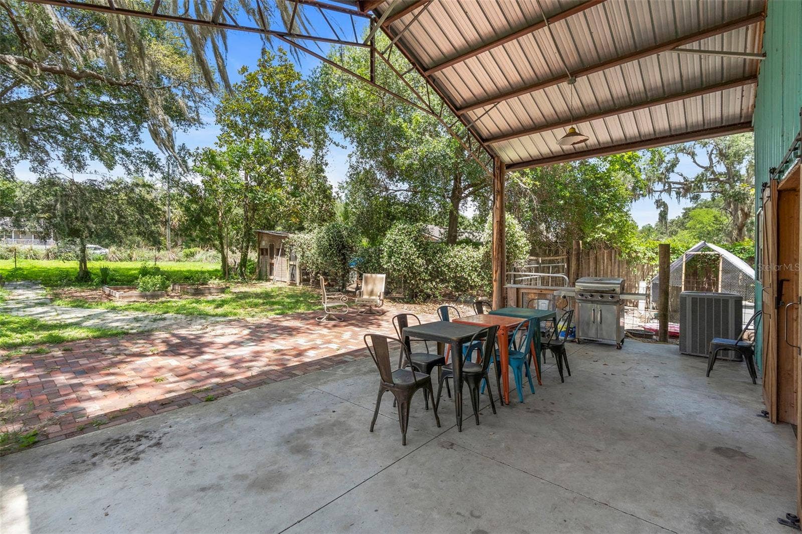 2016 LEWIS ROAD, Leesburg, FL 34748