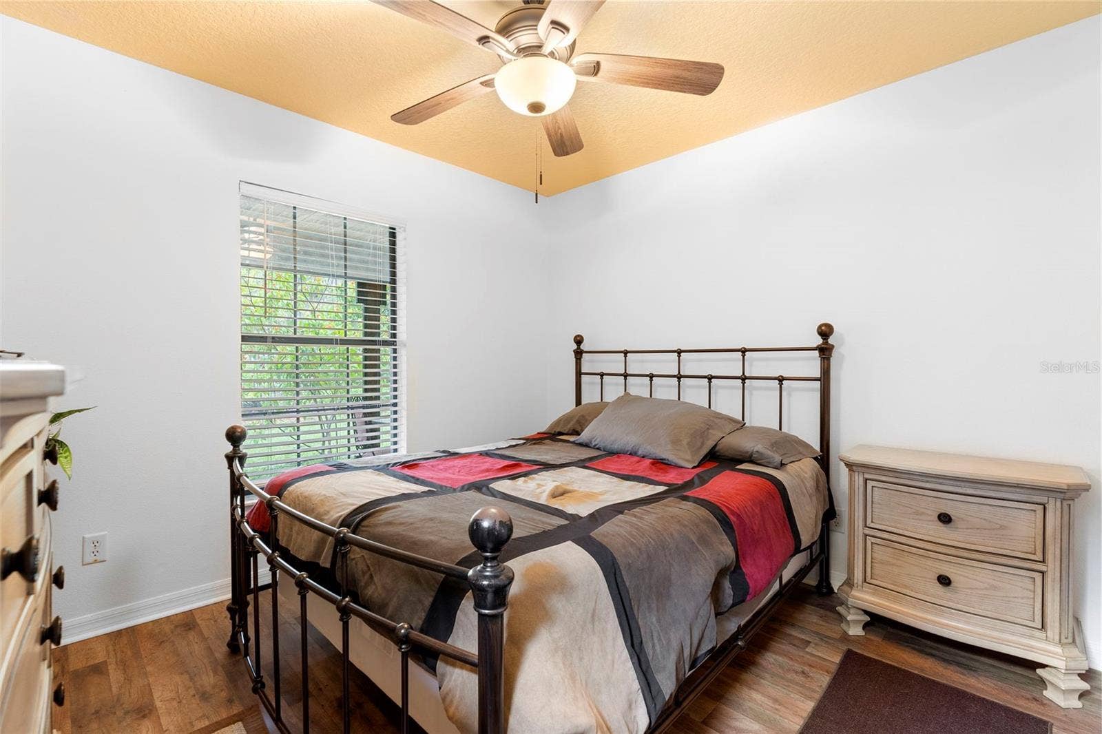 2016 LEWIS ROAD, Leesburg, FL 34748