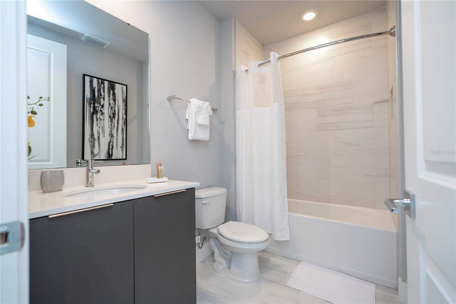 7740 SANDY RIDGE DRIVE, #218, Kissimmee, FL 34747 7740 SANDY RIDGE DRIVE, #218, Kissimmee, FL 34747