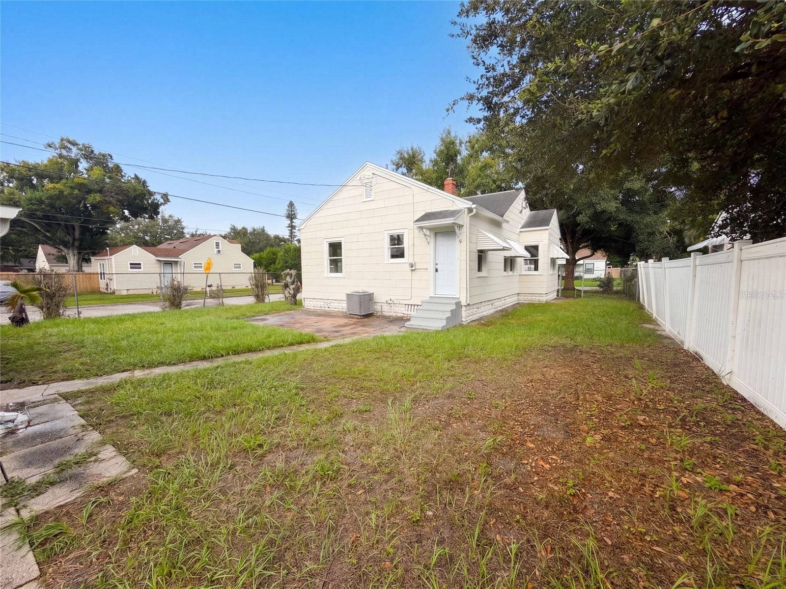 1901 20TH AVENUE N, St Petersburg, FL 33713